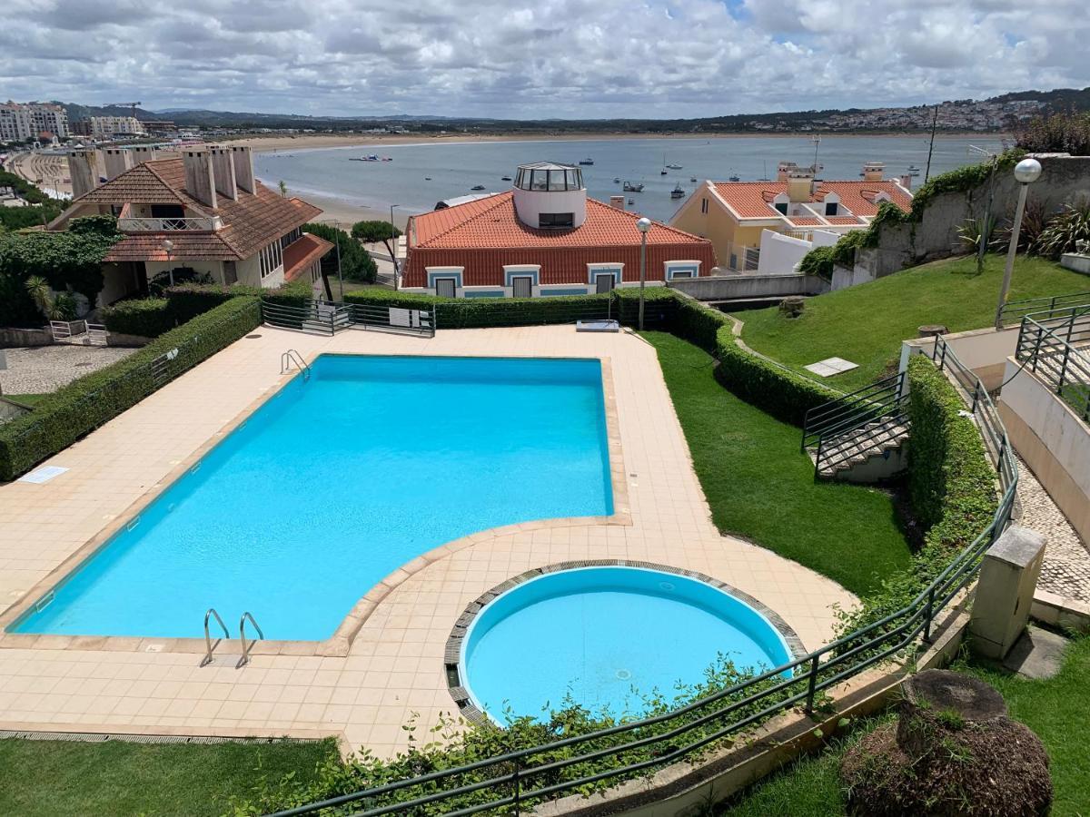 Casa Na Onda Sonho Da Baia Lejlighed São Martinho do Porto Eksteriør billede